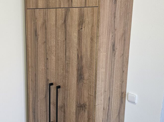 Botník - dub kendal koňakový