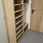 Policový botník - dekor halifax