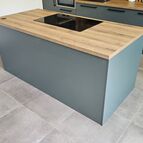 Kuchyň - tmavě zelená