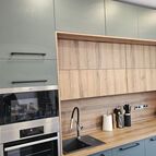 Kuchyň - tmavě zelená