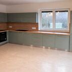 Kuchyň - zelenkavá