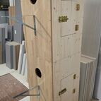 Krmítko pro papoušky